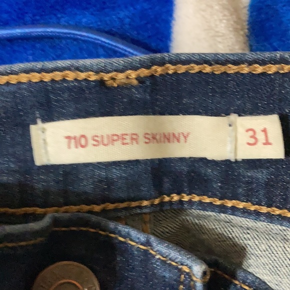 Levi’s - Picture 4 of 6